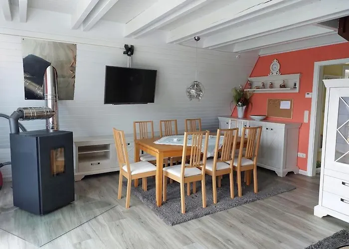 Moma Tatil Evi *